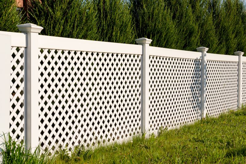 Vinyl Fence Repair detail